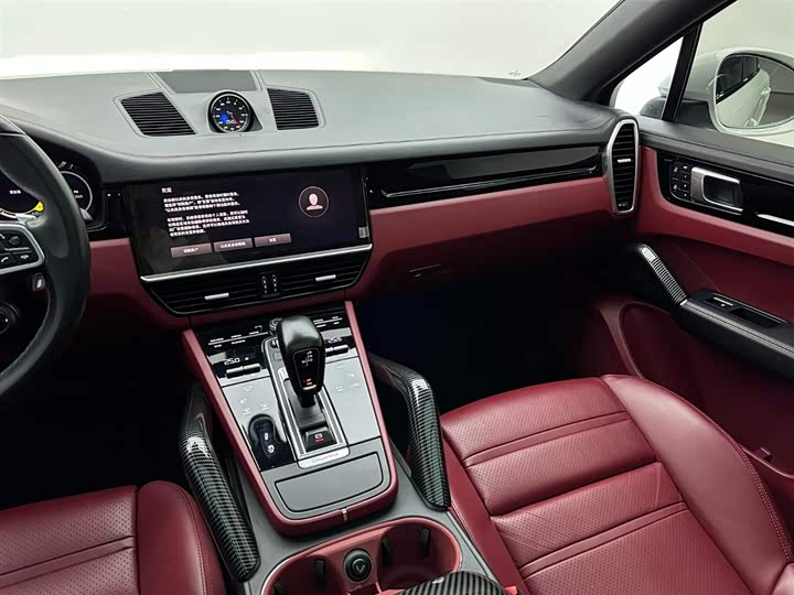 Фото 16 - Porsche Cayenne