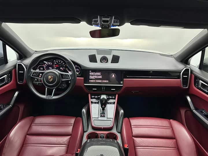 Фото 18 - Porsche Cayenne