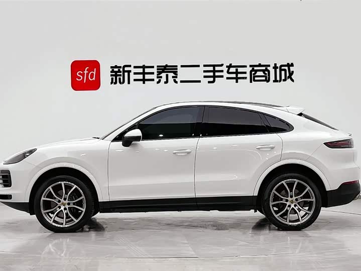 Фото 5 - Porsche Cayenne