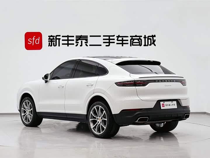 Фото 7 - Porsche Cayenne