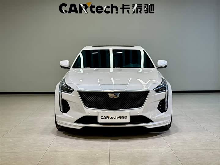 Фото 2 - Cadillac CT6