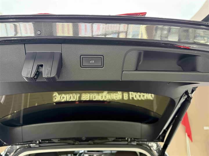 Фото 15 - Volkswagen Tayron