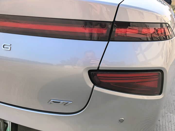 Фото 17 - XPeng P7