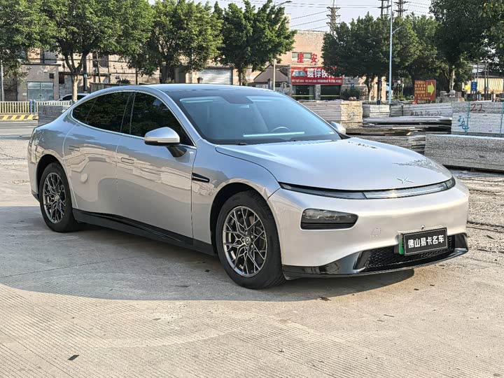 Фото 3 - XPeng P7