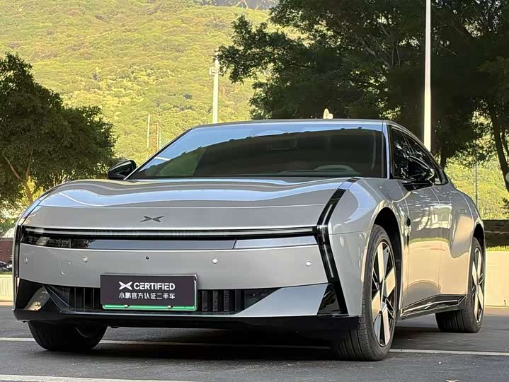 Фото 1 - XPeng P7