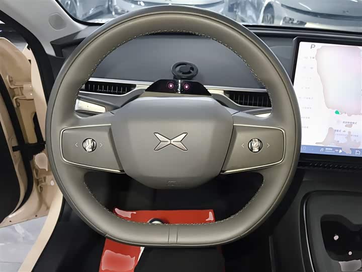 Фото 11 - XPeng Mona M03