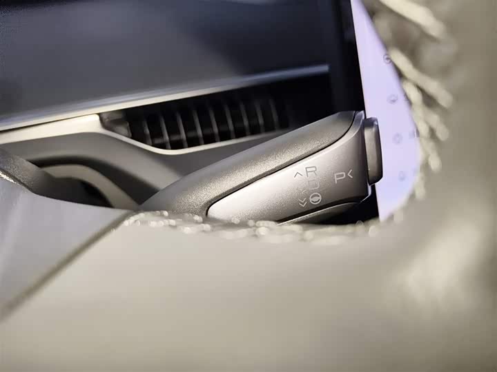 Фото 14 - XPeng Mona M03