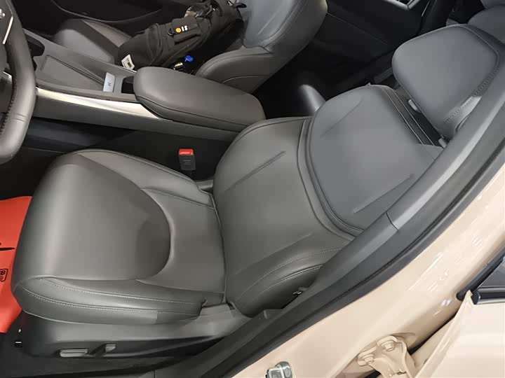 Фото 15 - XPeng Mona M03