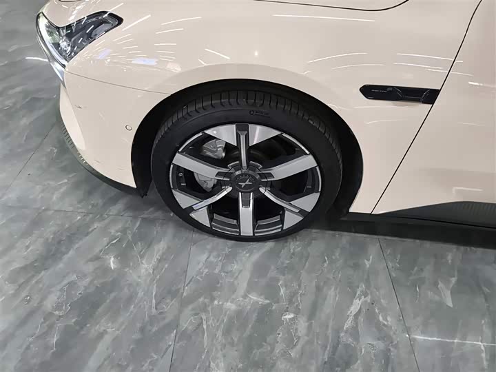 Фото 23 - XPeng Mona M03