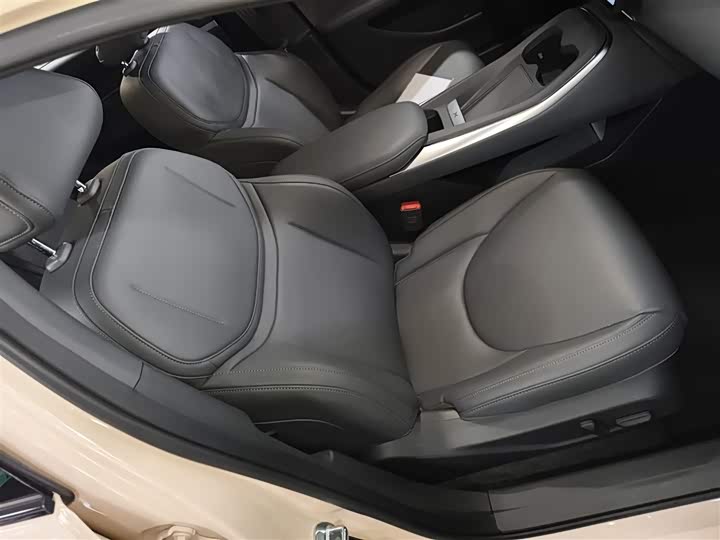 Фото 25 - XPeng Mona M03