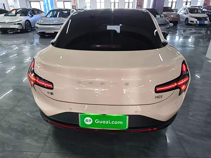 Фото 6 - XPeng Mona M03