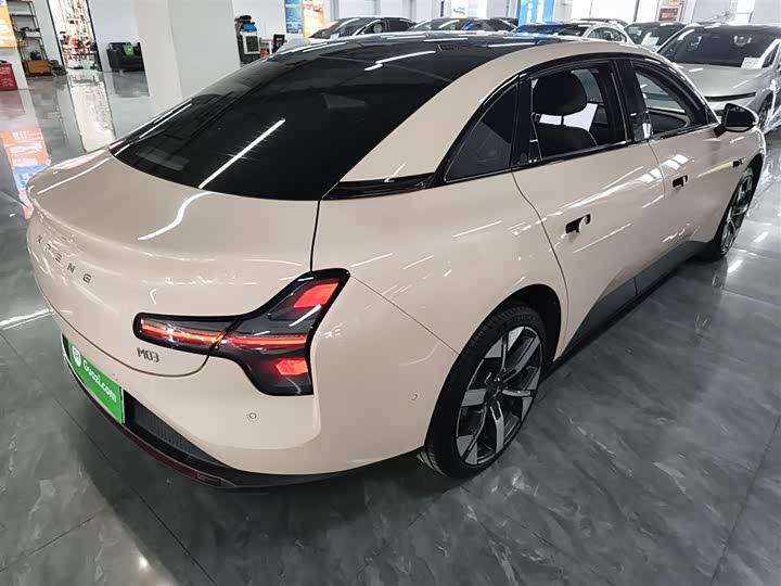 Фото 7 - XPeng Mona M03