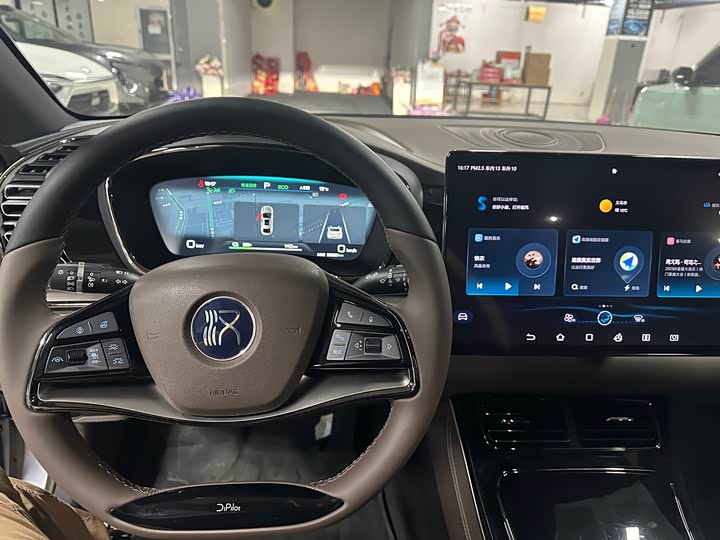 Фото 10 - BYD Han