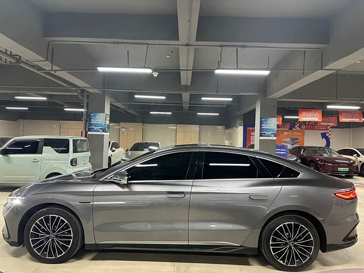 Фото 5 - BYD Han