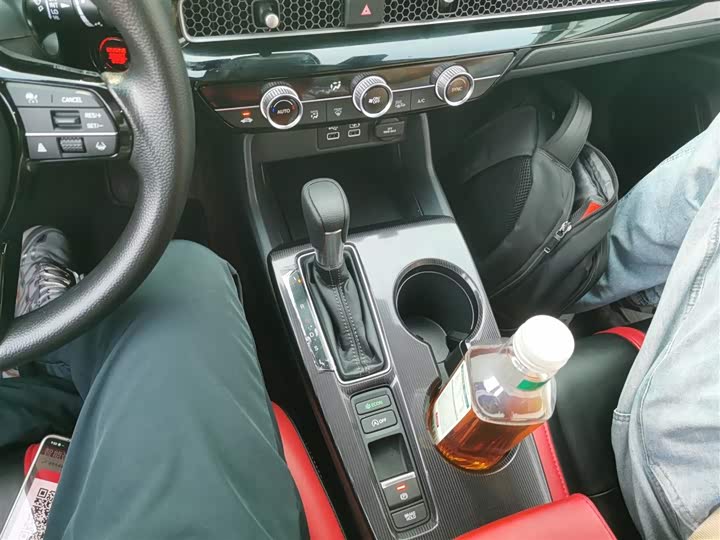 Фото 14 - Honda Civic