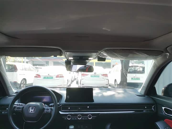 Фото 18 - Honda Civic