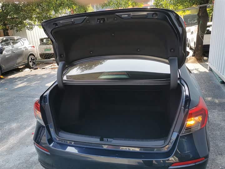 Фото 19 - Honda Civic