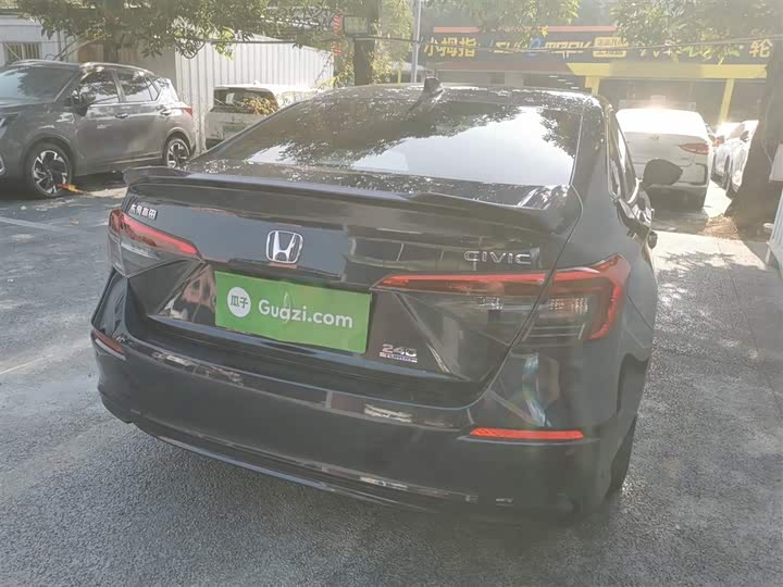 Фото 6 - Honda Civic