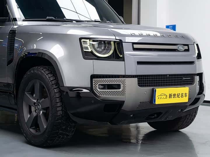 Фото 11 - Land Rover Defender