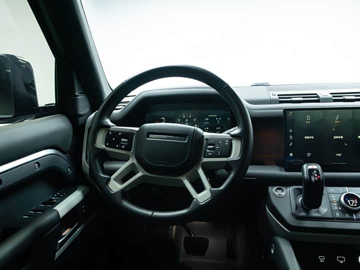 Фото 27 - Land Rover Defender