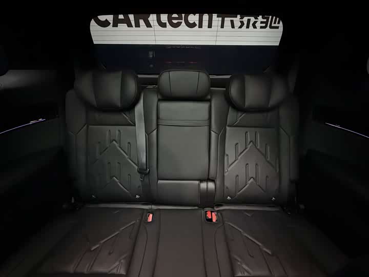 Фото 20 - Zeekr 009