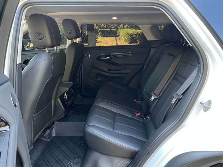 Фото 14 - Land Rover Range Rover Evoque L