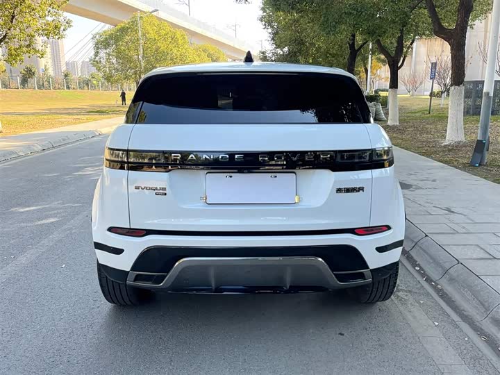 Фото 6 - Land Rover Range Rover Evoque L