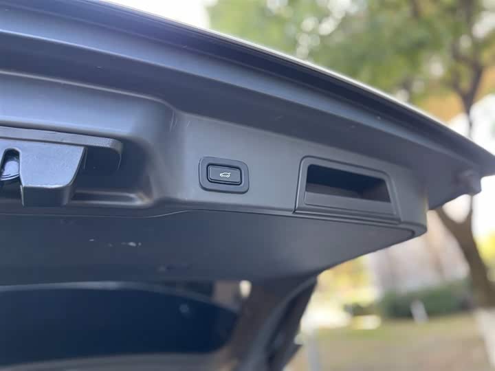 Фото 9 - Land Rover Range Rover Evoque L