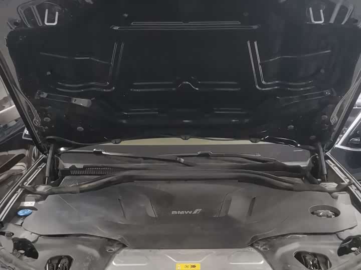 Фото 12 - BMW iX3