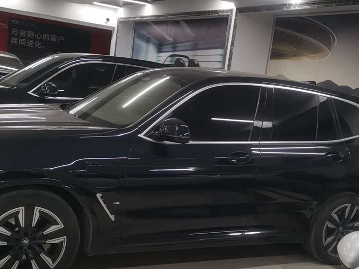 Фото 3 - BMW iX3