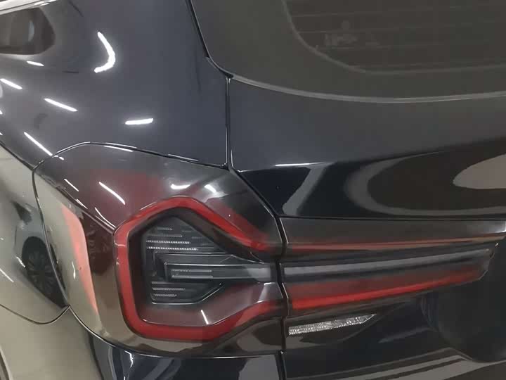 Фото 6 - BMW iX3