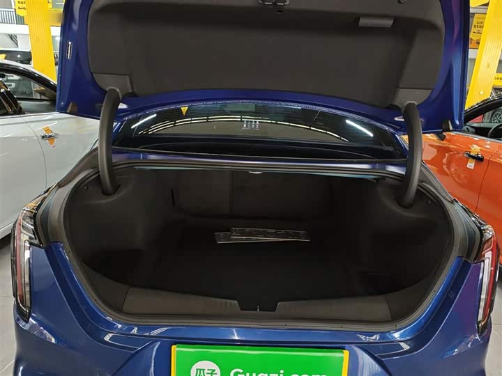 Фото 19 - Cadillac CT4