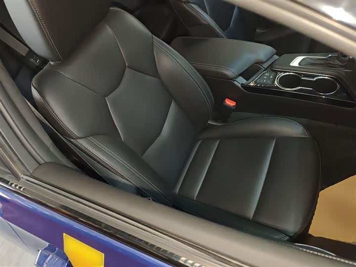 Фото 25 - Cadillac CT4