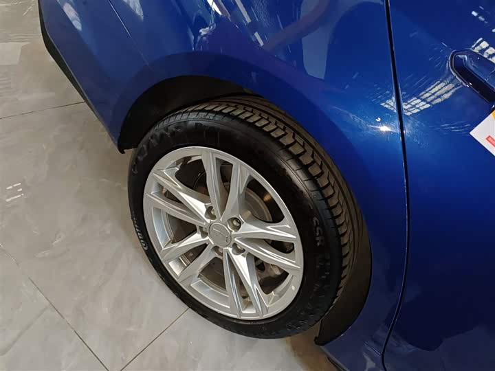 Фото 26 - Cadillac CT4