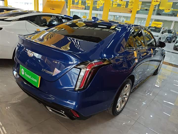 Фото 7 - Cadillac CT4