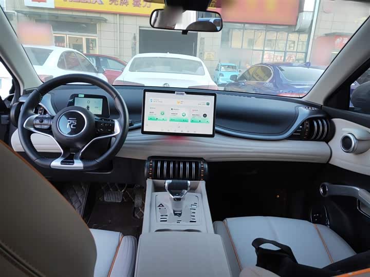 Фото 12 - BYD Yuan Plus