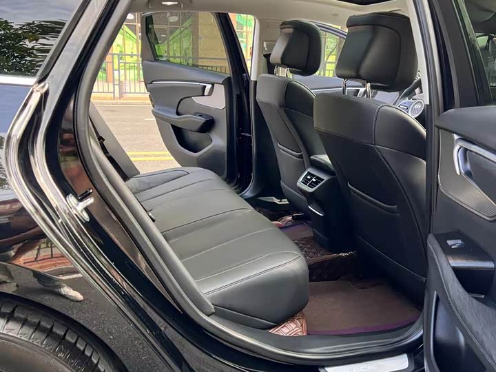 Фото 9 - Buick LaCrosse