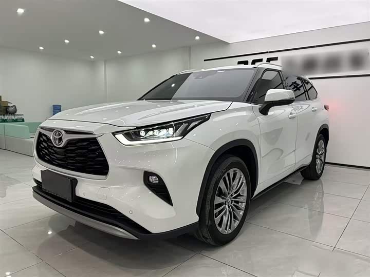 Фото 1 - Toyota Highlander