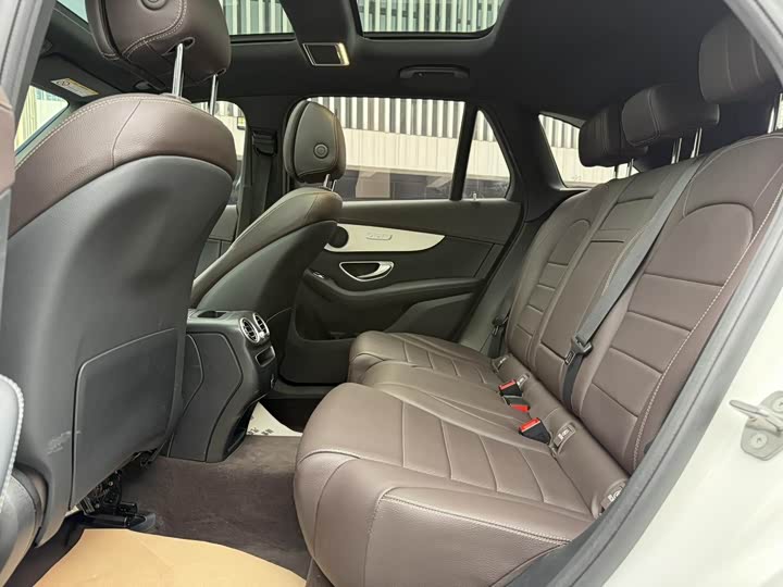 Фото 15 - Mercedes-Benz GLC-Class