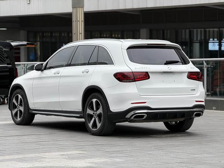 Фото 17 - Mercedes-Benz GLC-Class