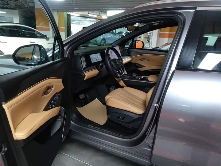 Фото 16 - BYD Song L DM-i Hybrid