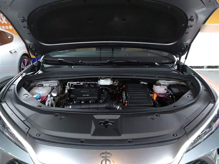 Фото 20 - BYD Song L DM-i Hybrid