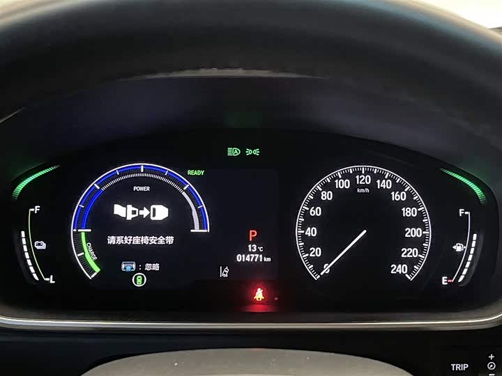 Фото 14 - Honda Odyssey