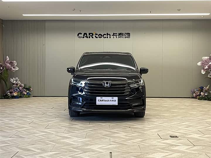 Фото 3 - Honda Odyssey