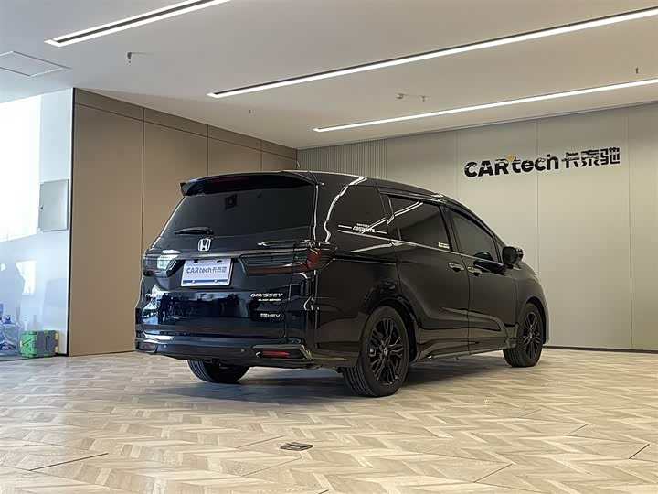 Фото 5 - Honda Odyssey