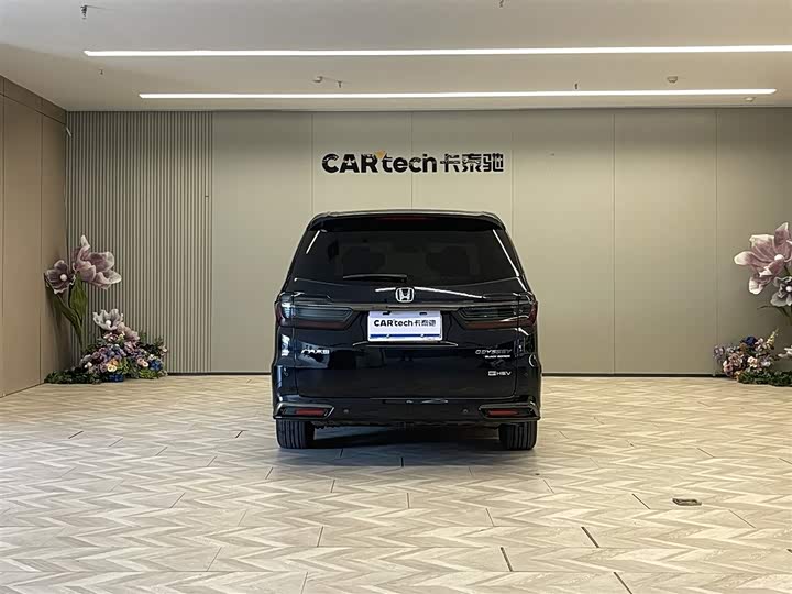 Фото 6 - Honda Odyssey