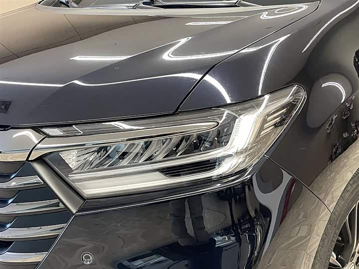 Фото 9 - Honda Odyssey