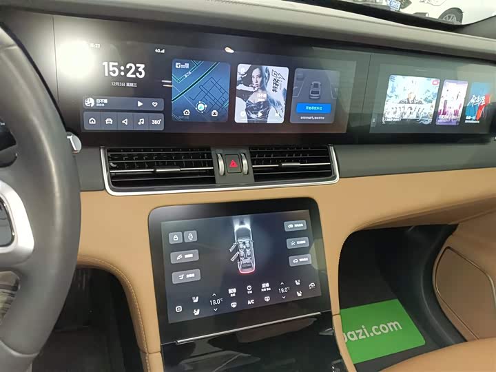 Фото 13 - LiXiang One