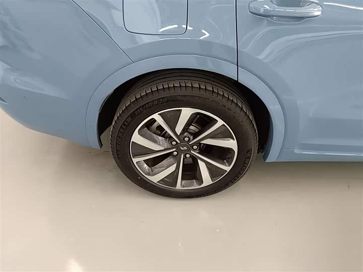 Фото 26 - LiXiang One