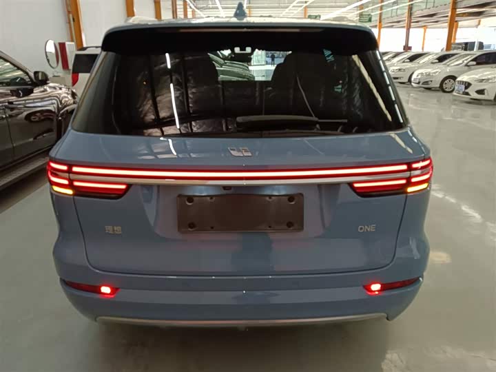 Фото 6 - LiXiang One